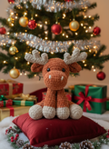⭐ Handgehäkelter Elch Jimmy 10cm | Sitzendes Amigurumi | Weihnachtsdeko & Wichtelgeschenk