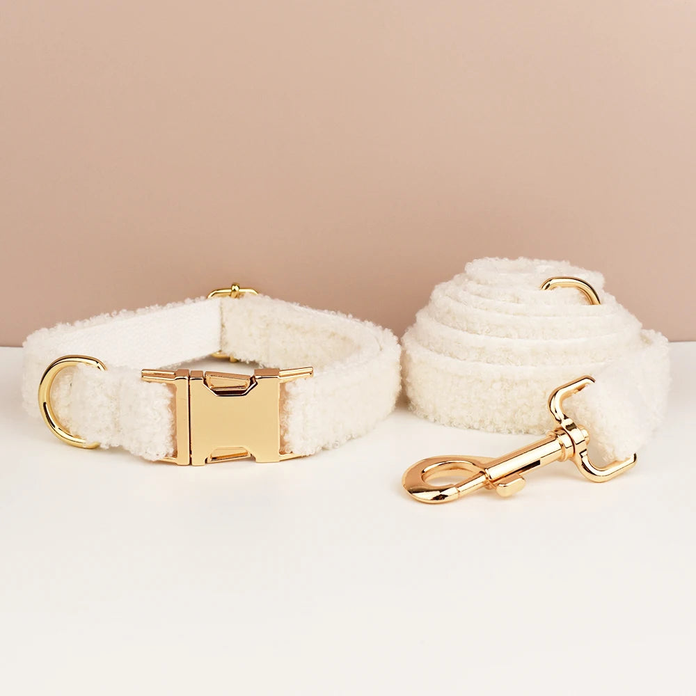 Handgefertigtes gestricktes Hundehalsband &amp; Leinen-Set — Personalisierte gewebte Accessoires für Herbst, Winter &amp; Weihnachten 