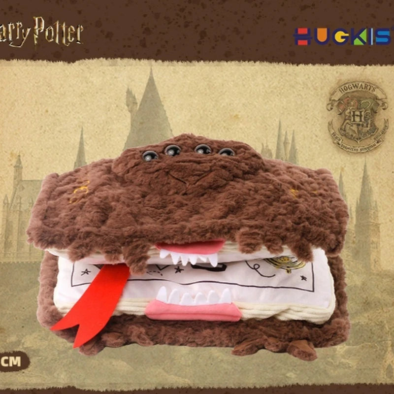 ⭐Harry Potter Monsterbuch der Monster Plüsch | Kuscheliges Kissen & Anhänger | Magisches Geschenk