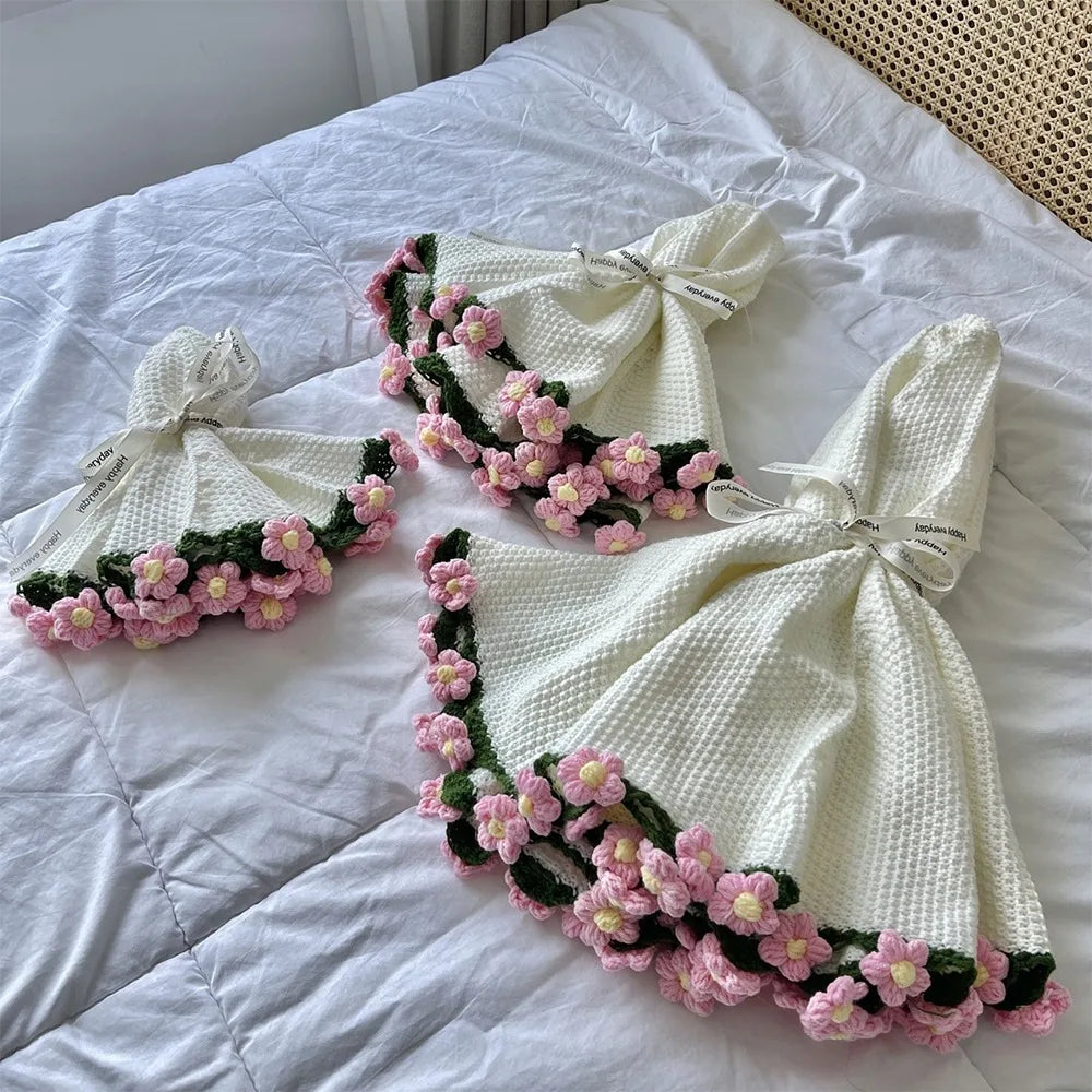 ⭐ 3D Rosen Decke fertig | Kleiner Strick-Überwurf 60cm | Blumen Deko & Sitzauflage