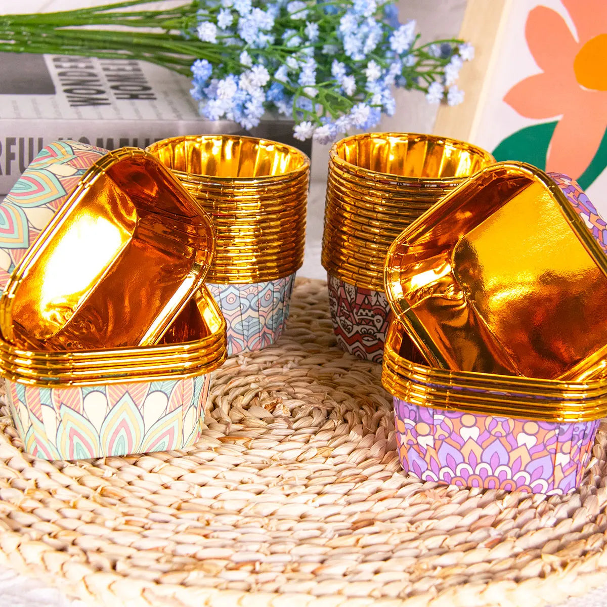 50pcs Gold Cupcake Liners Eid Mubarak Muslim Pattern Foil Muffin Baking Cupcake Wrappers Holder for Ramadan Islamic Party Decor