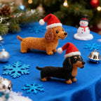 ⭐ Filz Dackel Weihnachtsdeko | Handgefertigter Anhänger 10cm | Santa Mütze | Hundeliebhaber